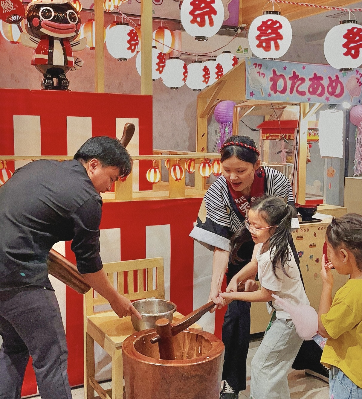 Lễ hội "GIÃ MOCHI"