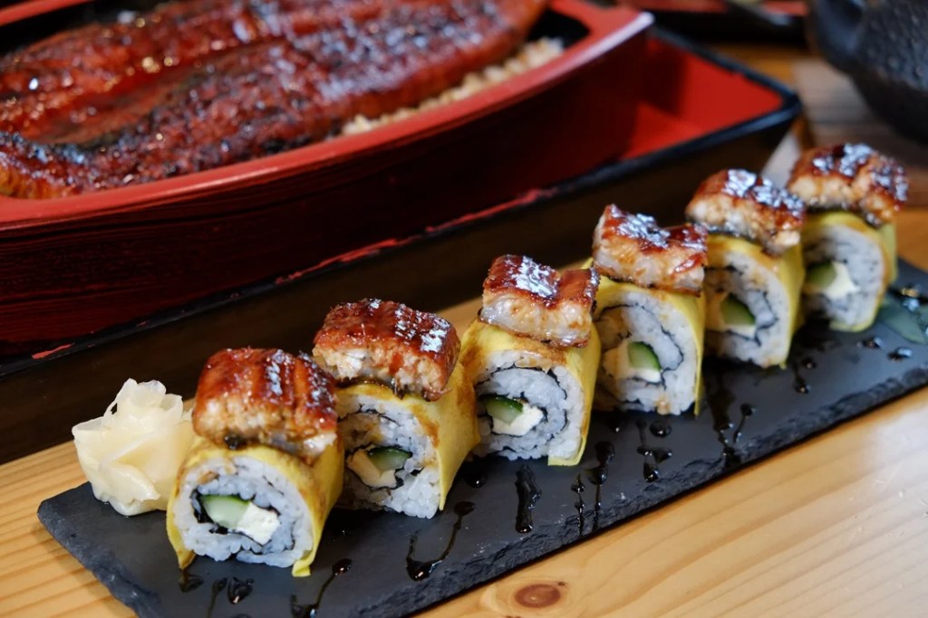 Nguyên liệu cần có trong khi làm sushi Nhật Bản