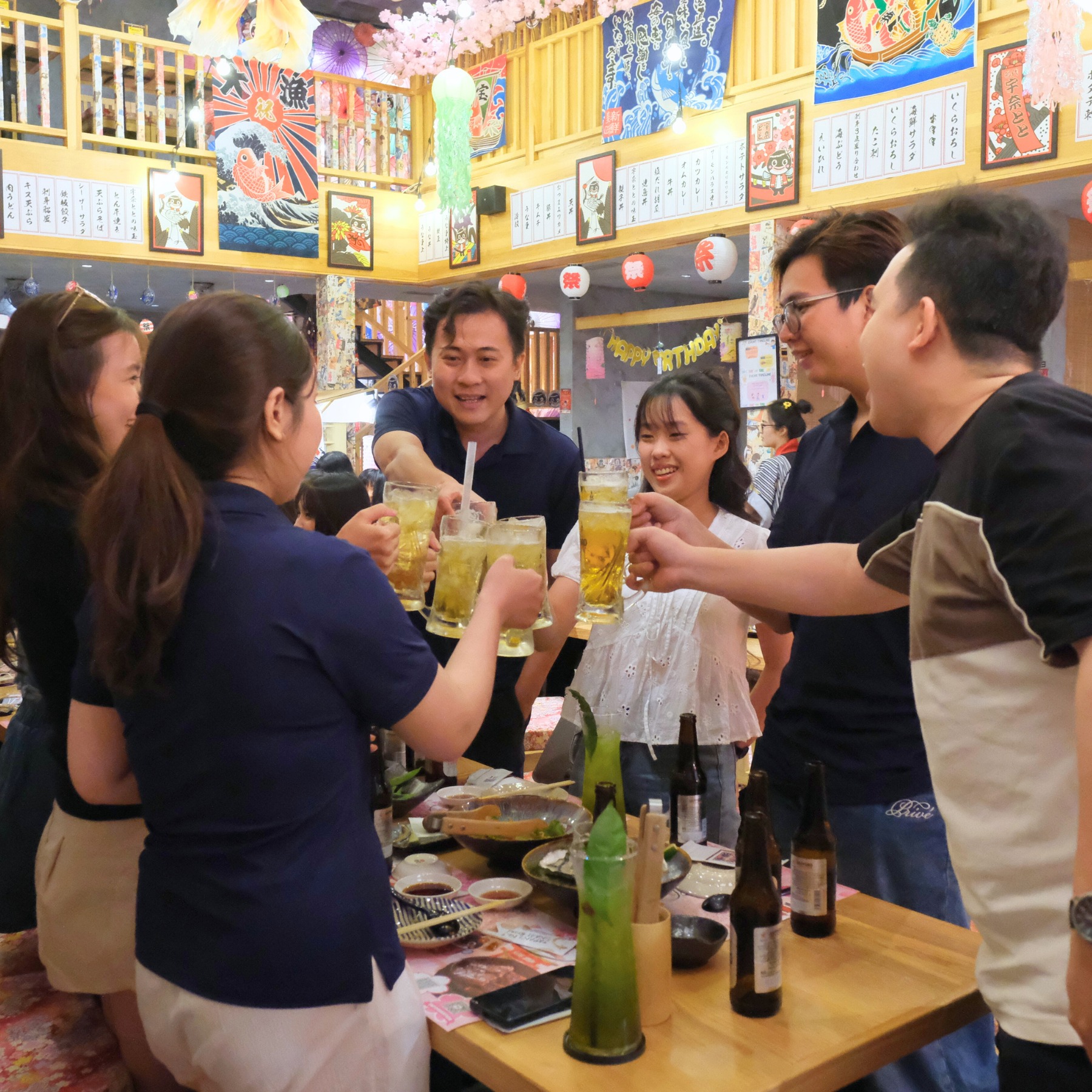 Gợi ý tổ chức tiệc tất niên trọn vẹn và dễ ghi nhớ