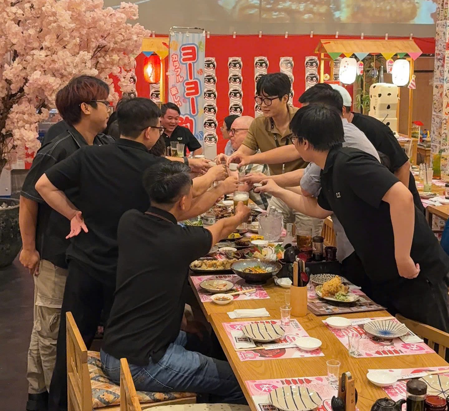 Vì sao tiệc tất niên phong cách Nhật phù hợp cho dịp Tết