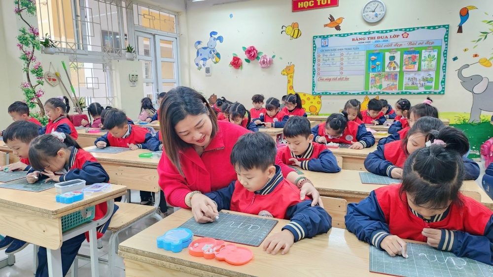 Tôn vinh nghề giáo